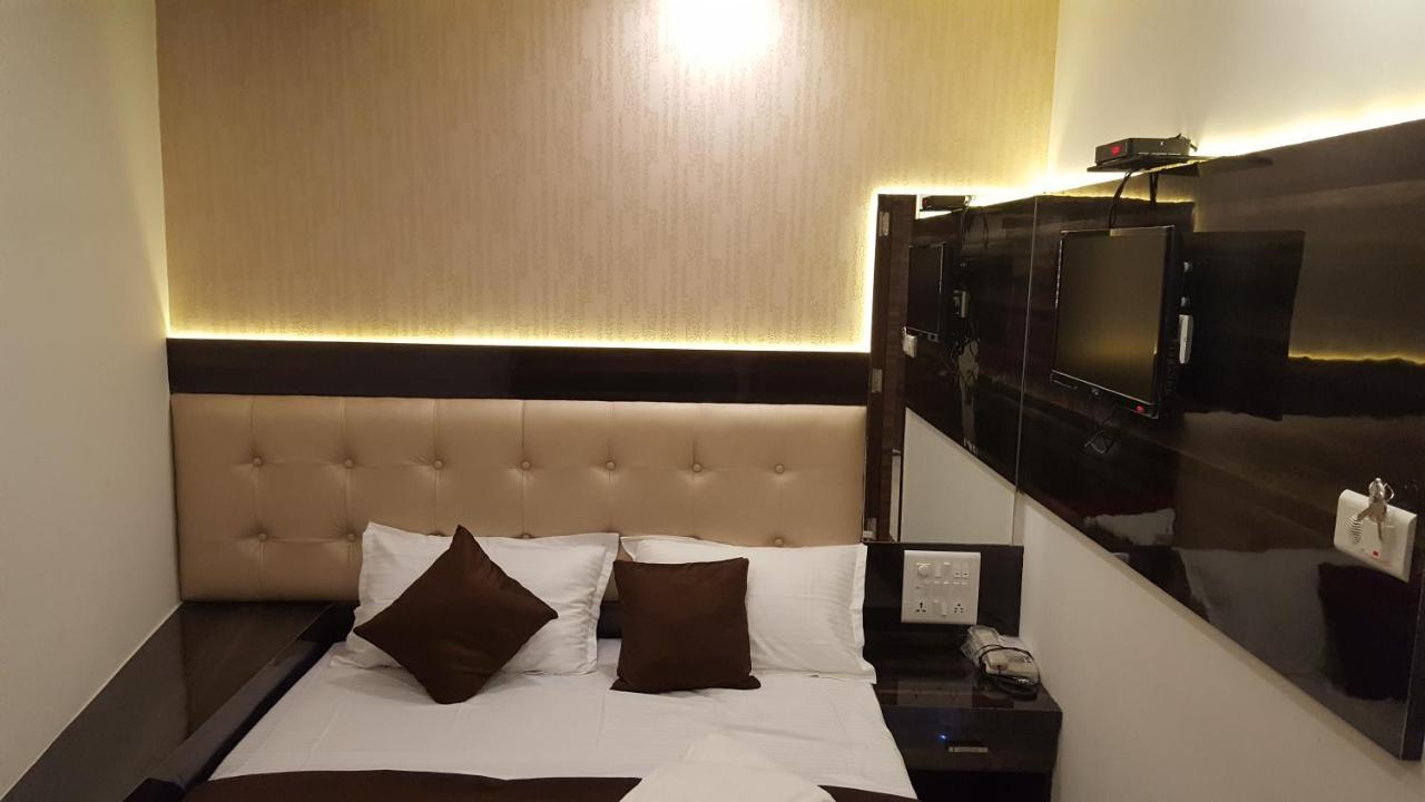 Hotel Palace Residency Near Lokmanya Tilak Terminus Mumbai Exterior foto