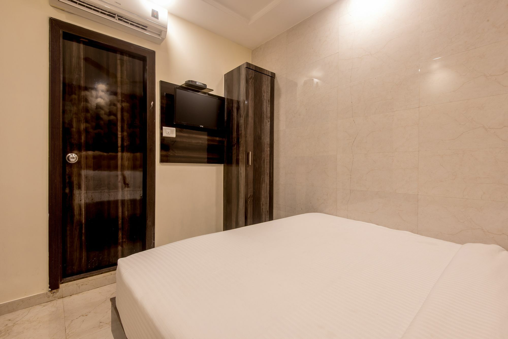 Hotel Palace Residency Near Lokmanya Tilak Terminus Mumbai Exterior foto