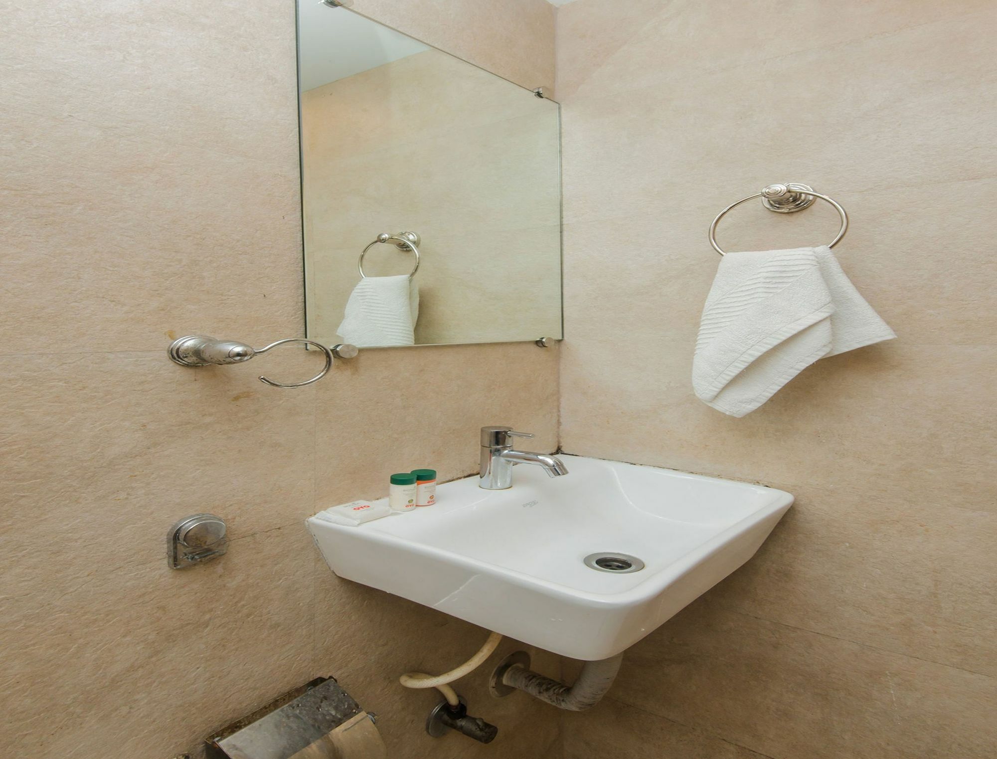 Hotel Palace Residency Near Lokmanya Tilak Terminus Mumbai Exterior foto